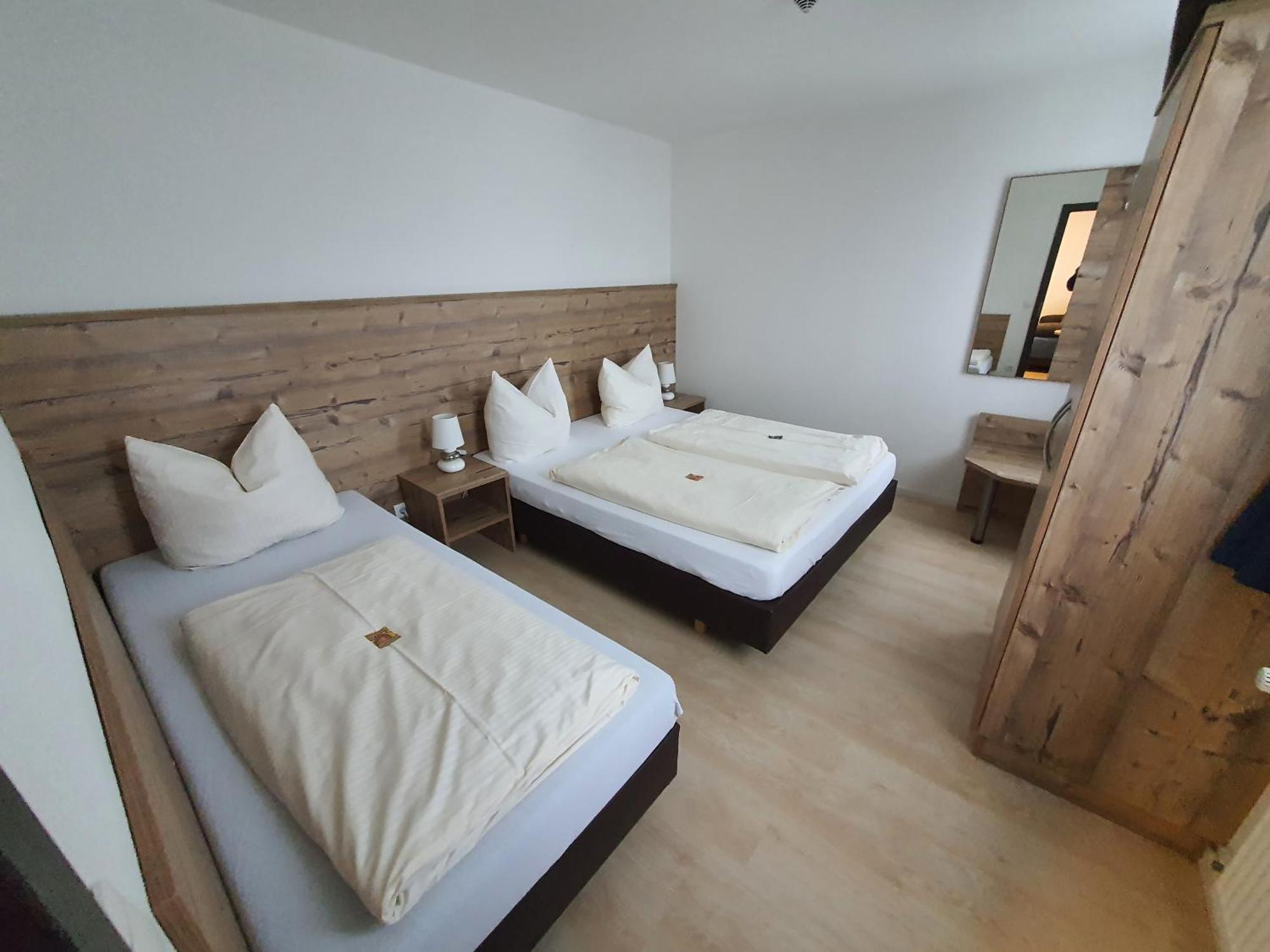 Fraenkischer Hof --- Hotel In Pegnitz --- Schlabecks Fraenkischer Hof 외부 사진