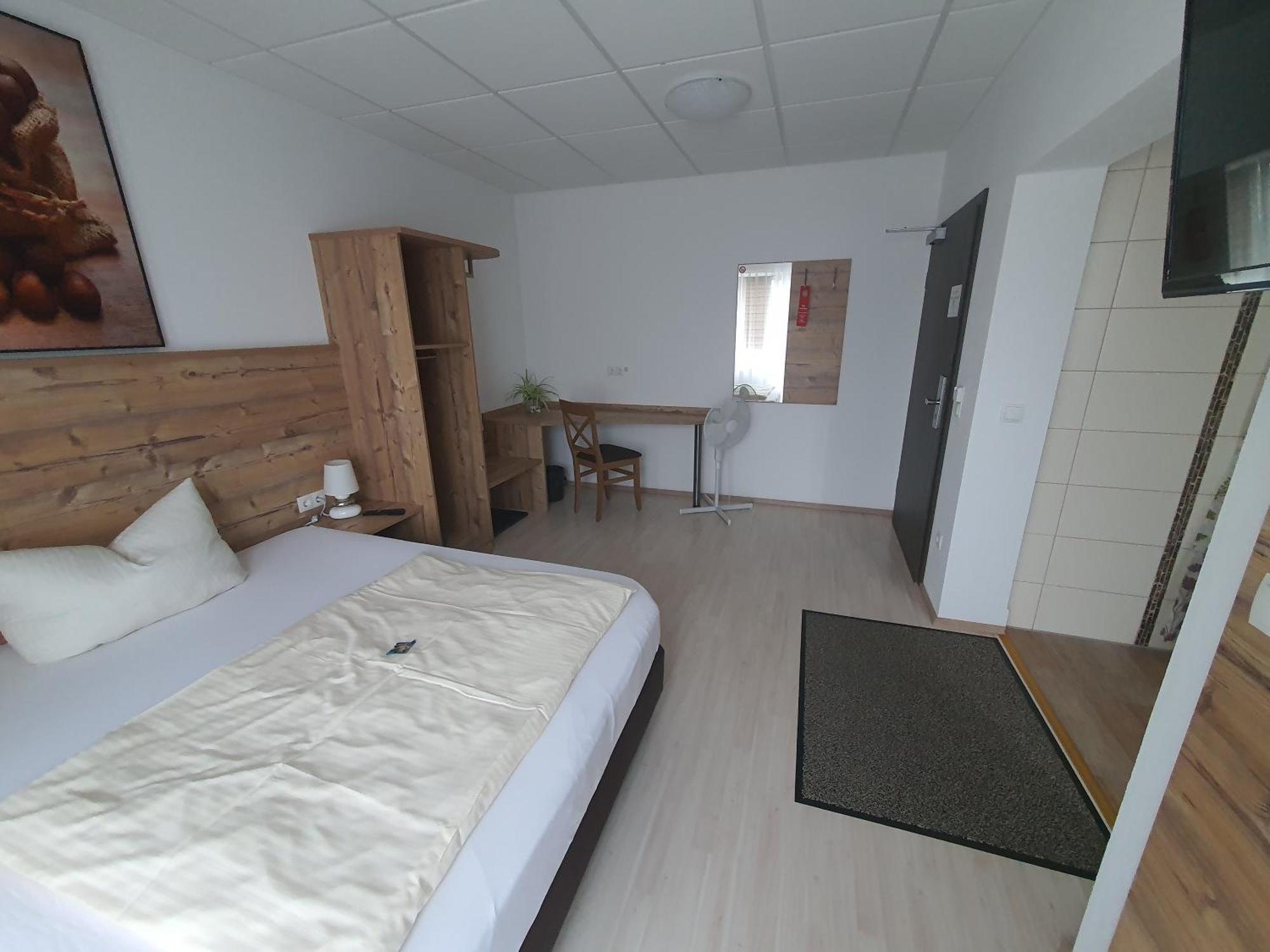 Fraenkischer Hof --- Hotel In Pegnitz --- Schlabecks Fraenkischer Hof 외부 사진