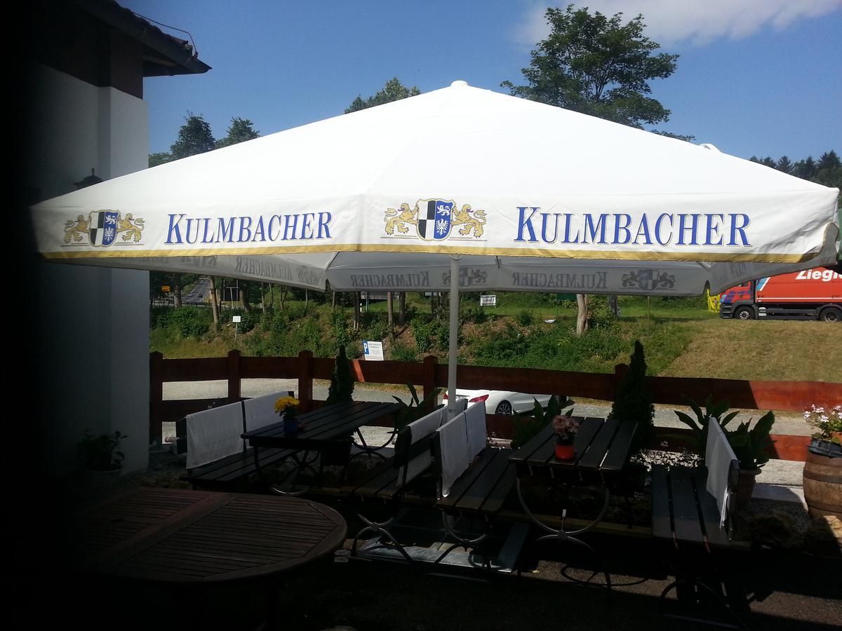 Fraenkischer Hof --- Hotel In Pegnitz --- Schlabecks Fraenkischer Hof 외부 사진