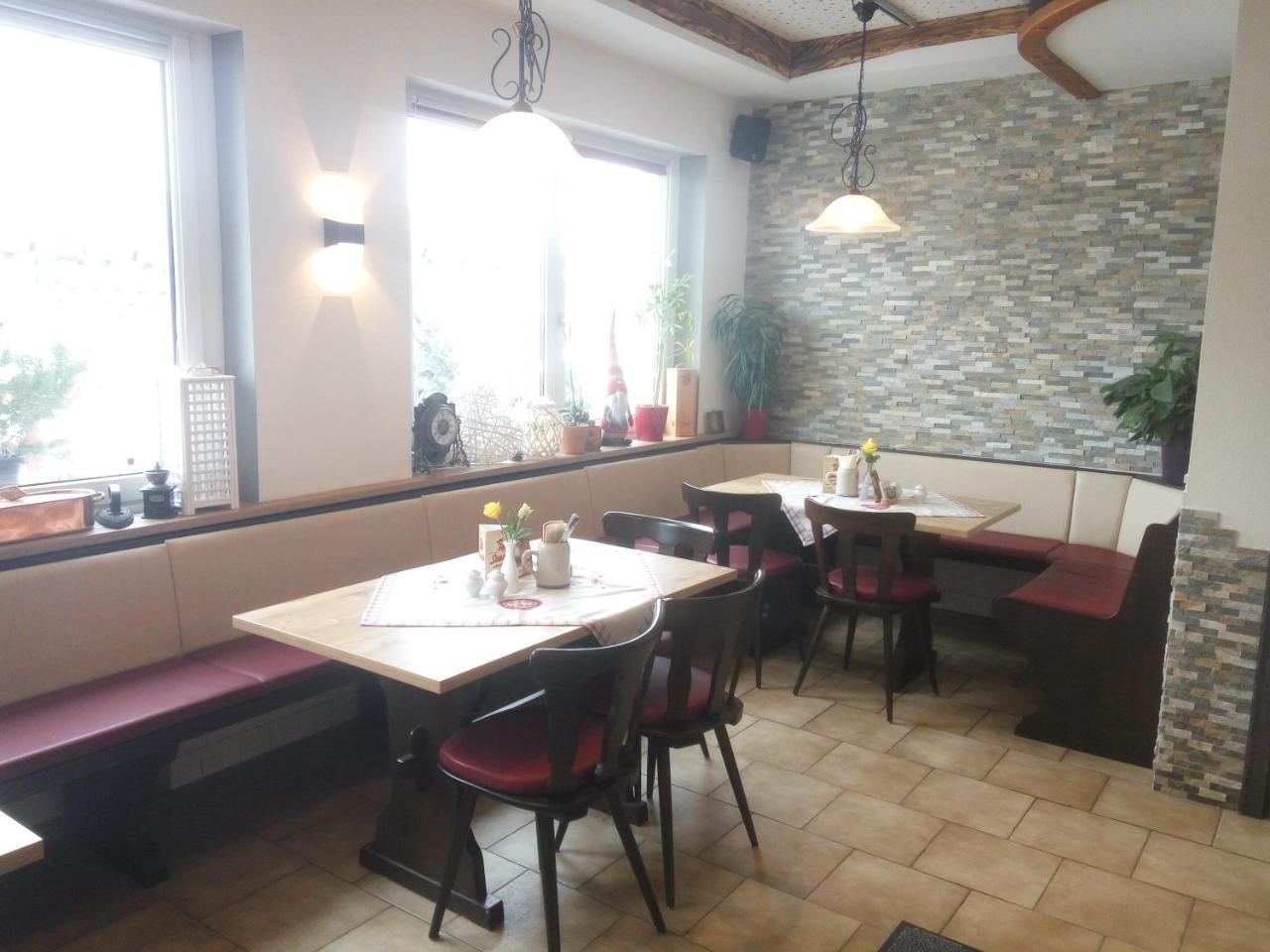Fraenkischer Hof --- Hotel In Pegnitz --- Schlabecks Fraenkischer Hof 외부 사진